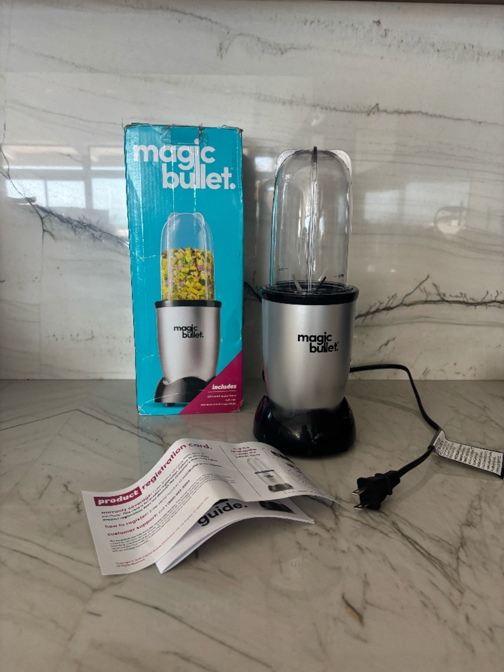 Magic Bullet 18 Oz. Single Speed Silver and Black 3-Piece Personal Blender USED